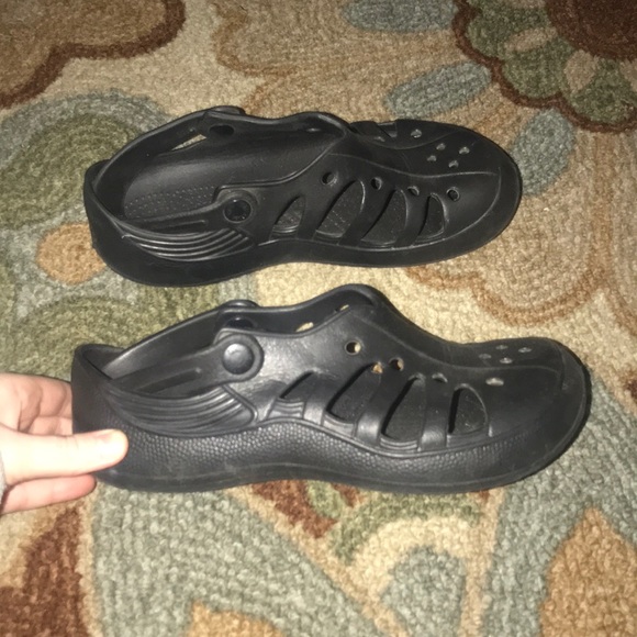 holey soles | Shoes | Euc Womens 89 Holey Soles Black Sandals | Poshmark